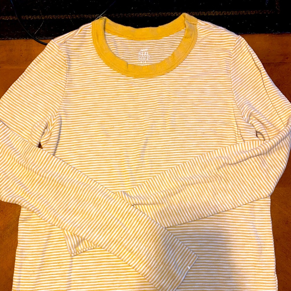 Aerie long sleeve shirt